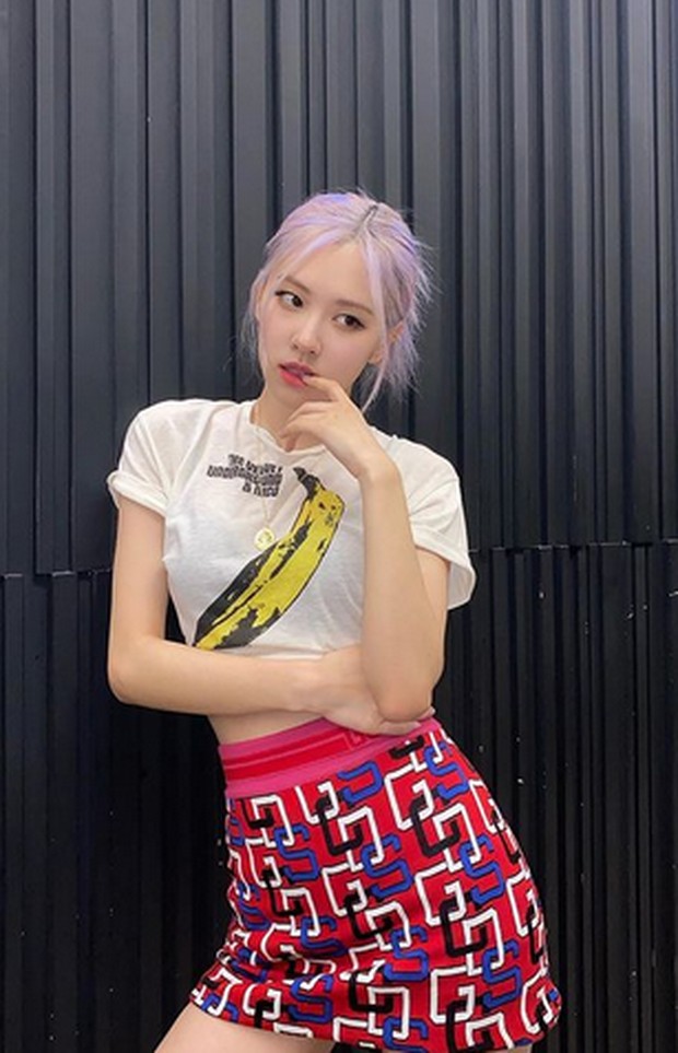 Inspirasi OOTD Menggunakan Rok dari Rose Blackpink yang ...