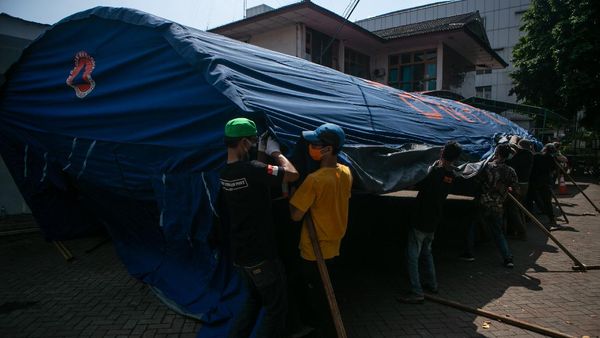 RS Sardjito Bangun Tenda Darurat, Pasien Membludak?