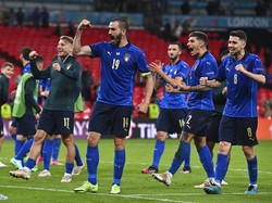 Timnas Italia The Azzuri Rayakan Kemenangan dengan Tradisi Makan Pizza Sepuasnya