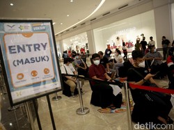 Dari Bogor Jauh-jauh ke Depok demi Vaksin Corona Sinovac