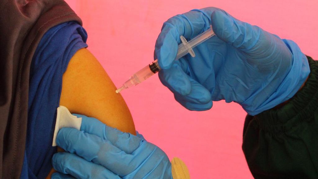 Corona Sasar Anak-anak, BPOM Setujui Vaksin untuk Usia 12-17 Tahun