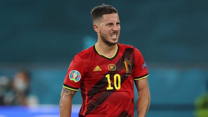 Eden Hazard SEVILLE, SPAIN - JUNE 27: Eden Hazard of Belgium reacts as he is substituted off during the UEFA Euro 2020 Championship Round of 16 match between Belgium and Portugal at Estadio La Cartuja on June 27, 2021 in Seville, Spain. (Photo by Alexander Hassenstein/Getty Images)