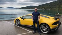 10 Foto Crazy Rich India, dari Jual Kain Bisa Koleksi Mobil Mewah dan Kapal