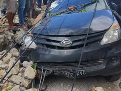 3 Pengendara Tewas Tertimpa Tanah Longsor di Simalungun Sumut