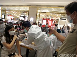 OJK dan BI Minta Industri Ikut Dorong Program Vaksinasi COVID-19