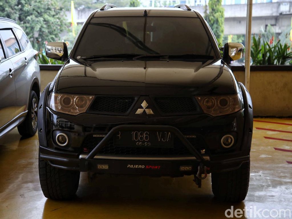 Dalih Sopir Pajero Pakai Pelat Nomor Palsu QH, Pajak Mobilnya Mati Dalih Sopir Pajero Pakai Pelat Nomor Palsu QH, Pajak Mobilnya Mati