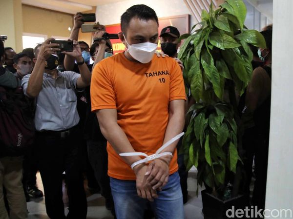 Penampakan Pengemudi Pajero yang Aniaya Sopir Truk di Jakut