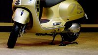 Lihat Lebih Dekat Mewahnya Vespa Edisi 75 Tahun
