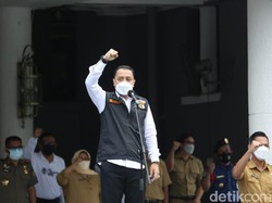Pekik Takbir Wali Kota Surabaya Nyatakan Jihad Lawan Corona