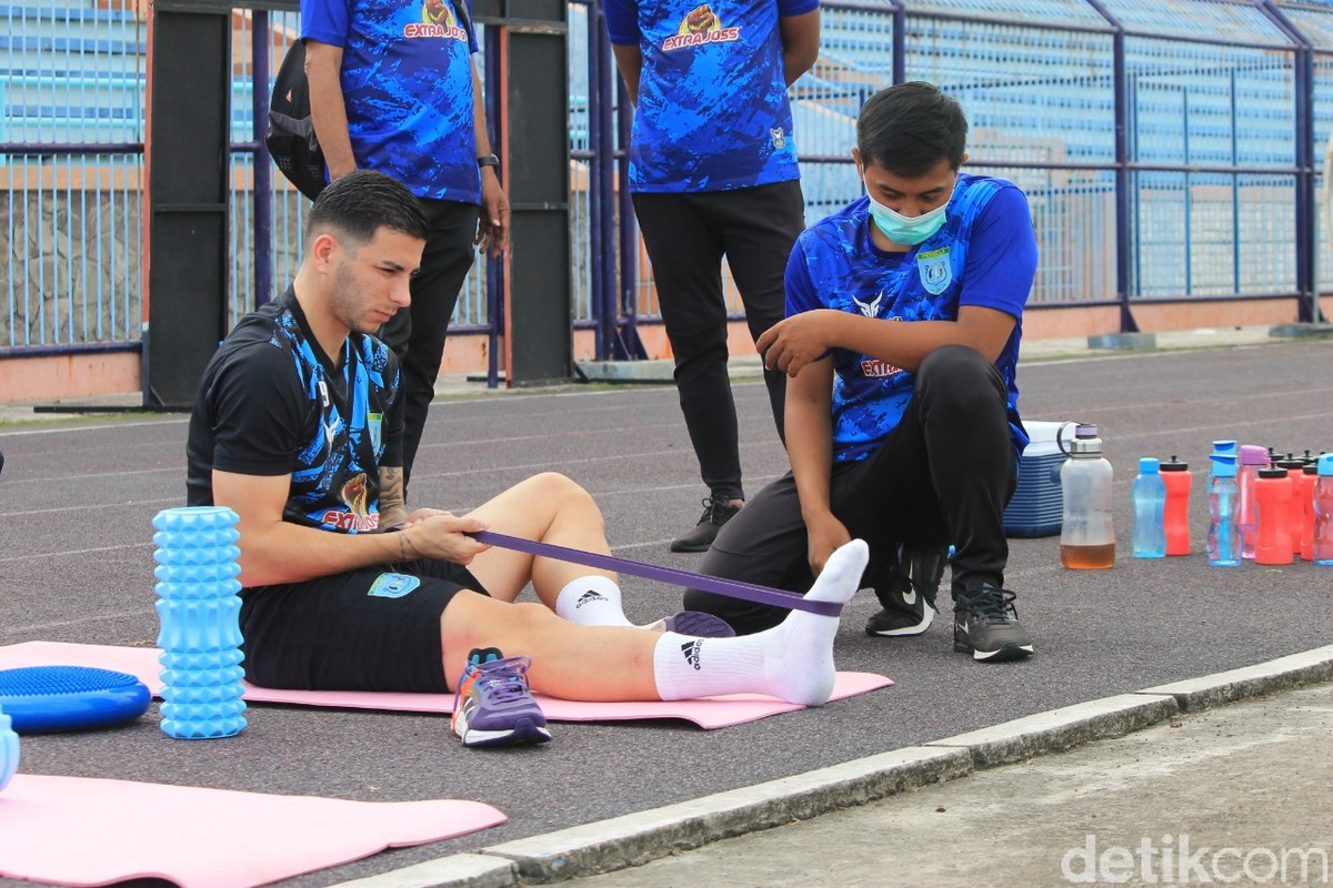 Baru Gabung, Brian Ferreira Harus Menepi dari Persela (Eko Sudjarwo/detikSport)