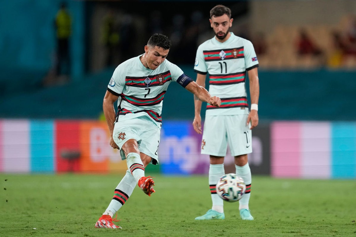 Cristiano Ronaldo di Sepanjang Euro: 28 Free Kick 0 Gol (Getty Images)