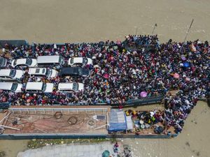 Corana Ngamuk, Warga Bangladesh Eksodus