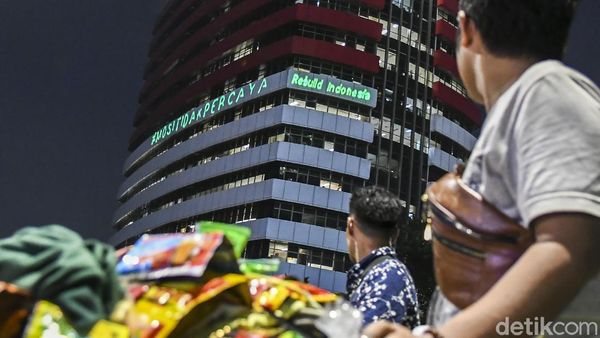 Milihat Gedung KPK Dilaser Tadi Malam