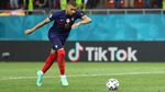 Kylian Mbappe Gagal Penalti, Pupuskan Prancis di Euro 2020