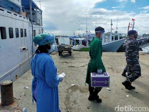 Oknum Nelayan di Makassar Tolak Divaksin Adu Mulut dengan TNI AL