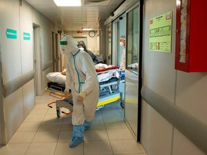 Epidemiolog Prediksi Pandemi Corona Berlangsung Minimal 3 Tahun