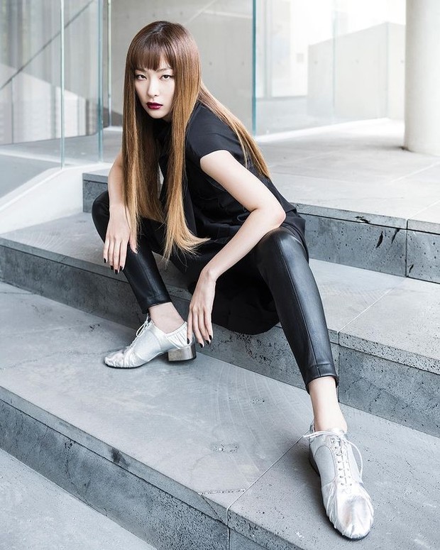 Seulgi menjadi brand ambassador global Salvatore Ferragamo (foto: instagram.com/hi_sseulgi)