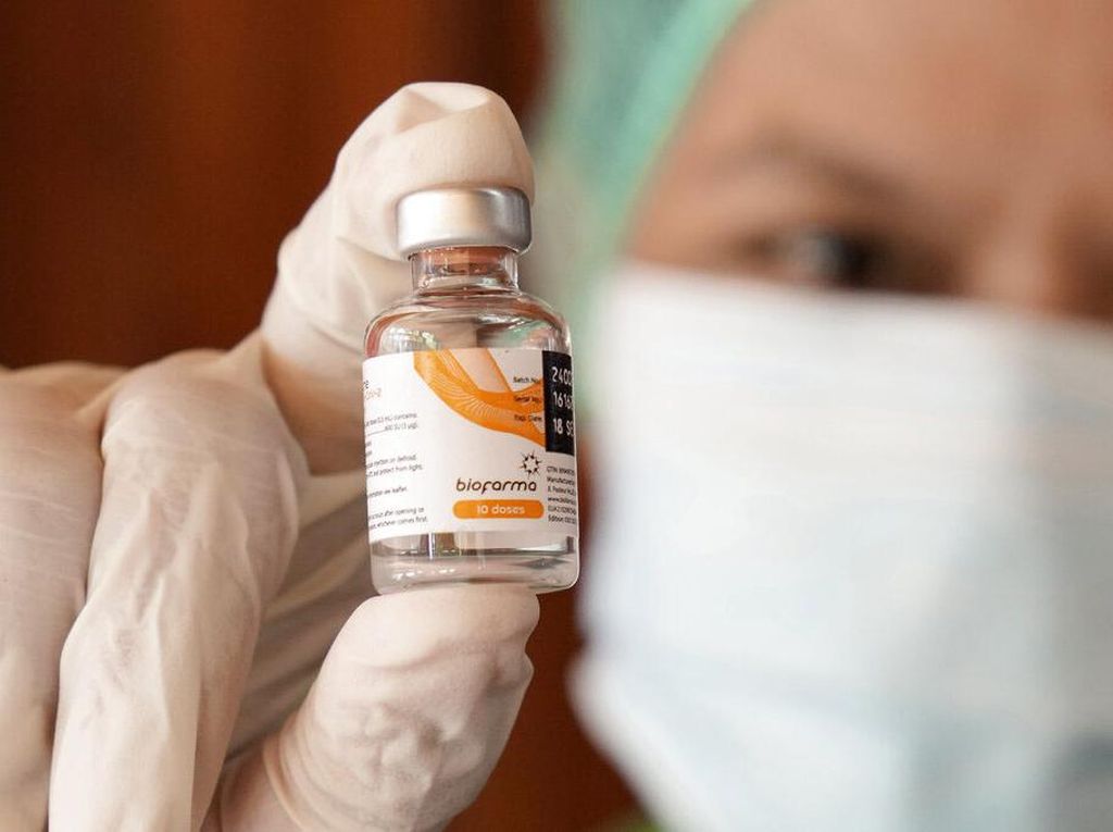 Selain Moderna, Sinovac Juga Jadi Vaksin Booster untuk Nakes