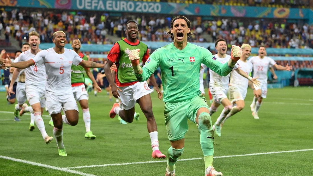 Yann Sommer jadi pahlawan kemenangan Swiss atas Prancis di Euro 2020. (Foto: Getty Images/Justin Setterfield)