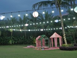 5 Tempat Makan Berkonsep Taman Ini Cocok Buat Piknik Seru!