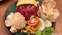 Enaknya Nasi Goreng Merah dan Nasi Bakar Megono Rumahan di Kemang