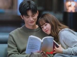 Doom at Your Service Tamat, Park Bo Young dan 5 Pemain Pilih Adegan Favorit Doom at Your Service Tamat, Park Bo Young dan 5 Pemain Pilih Adegan Favorit