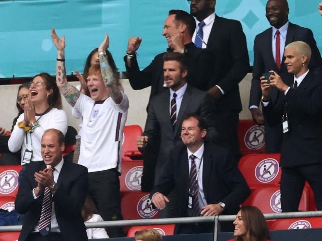 Kemenangan Inggris dari Jerman Bikin Ed Sheeran dan Beckham Senyum-senyum