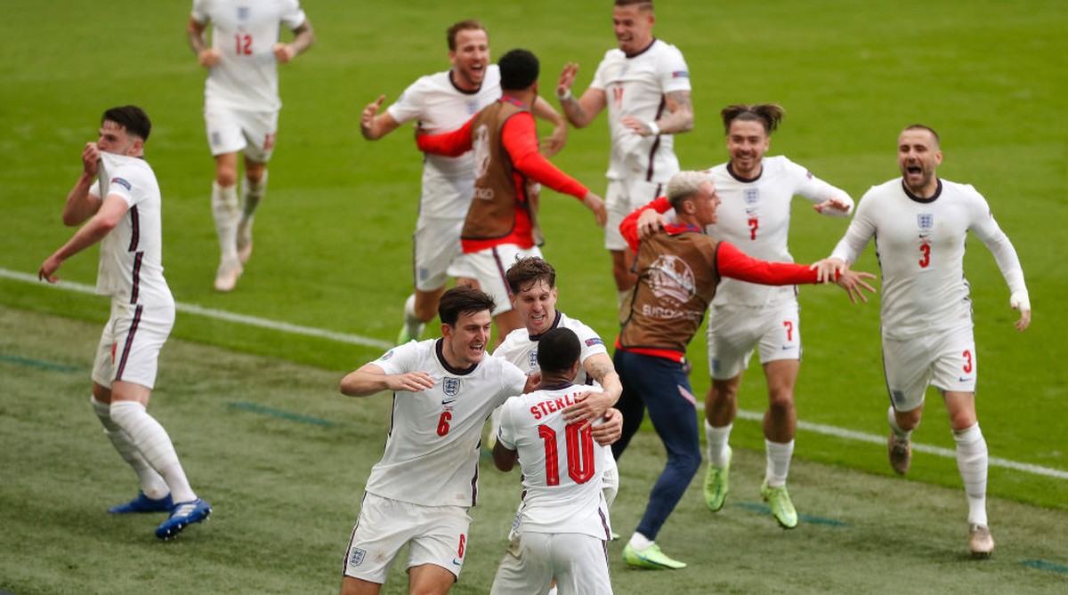 Mourinho Ingatkan Inggris: Football Not Yet Coming Home (Getty Images)