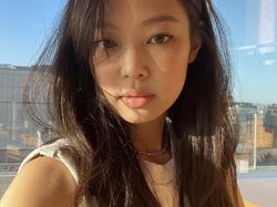 Jennie BLACKPINK Beri Dukungan yang Bikin Perenang Hwang Sun Woo Jadi Gemetar