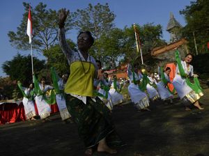 Kala Umat Hindu di Gresik Gelar Upacara Nata Jagad Saat Pandemi
