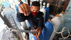 Permintaan Oksigen Medis untuk Rawat Jalan di Solo Meningkat Tajam