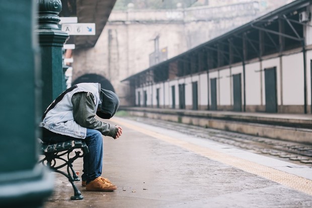 Quarter Life Crisis adalah krisis emosional direntang usia 20-30 tahun