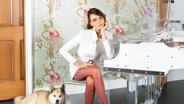 Foto Before-After Rumah Mewah Cara Delevingne yang Nahas Terbakar