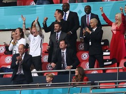 Saat Inggris berhasil mencetak gol, William pun tampak bersorak sorai di bangku penonton. Getty Images/Carl Recine - Pool.