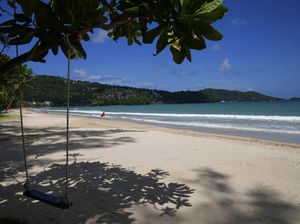 Wisata Phuket yang Di-ghosting Akibat Lockdown Nasional