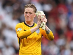 Inggris Belum Kebobolan di Euro Bukan Cuma karena Pickford