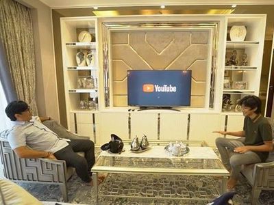 Jangan Iri! Mewahnya Apartemen Andre Taulany Hadiahi Anak yang Lulus SD