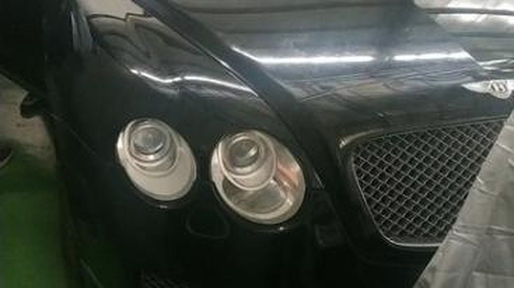 Ini Mobil Mewah Pembobol Bank BUMD yang Dilelang Negara Ini Mobil Mewah Pembobol Bank BUMD yang Dilelang Negara