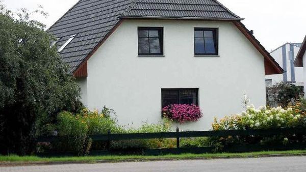 Kumpulan Foto Rumah Unik yang Punya Ekspresi Wajah