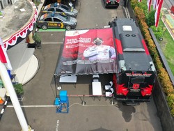 HUT Bhayangkara, Polres Jakbar Luncurkan Gerai Vaksin Presisi Keliling