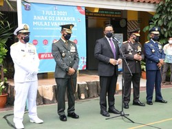 Dimulai Hari Ini, Anies Targetkan 1,3 Juta Anak 12-17 Tahun Divaksin COVID