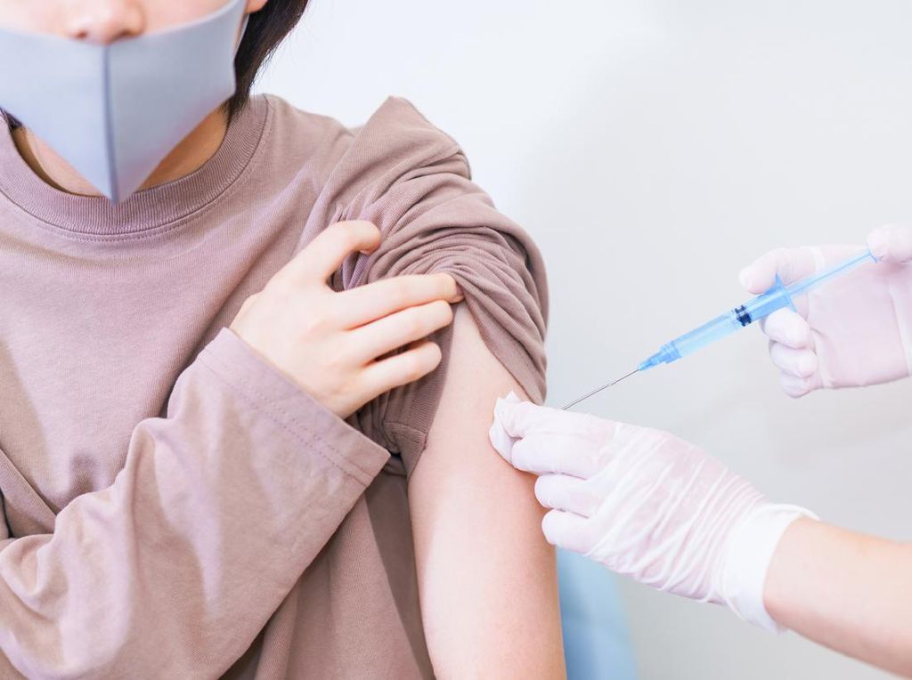Vaksinasi Pengaruhi Tingkat Kematian, Ridwan Kamil Soroti 5 Daerah Ini