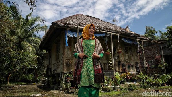 Jatuh Hati dengan Pesona Songket Khas Batu Bara