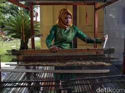 UNESCO Tetapkan Songket Melayu Jadi Warisan Budaya Asal Malaysia