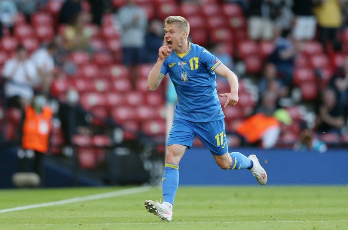 GLASGOW, SCOTLAND - JUNE 29: Oleksandr Zinchenko of Ukraine celebrates after scoring their sides first goal during the UEFA Euro 2020 Championship Round of 16 match between Sweden and Ukraine at Hampden Park on June 29, 2021 in Glasgow, Scotland. (Photo by Robert Perry - Pool/Getty Images)