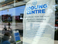 Gelombang Panas Tewaskan Ratusan Orang, Warga Kanada Padati Pusat Pendingin