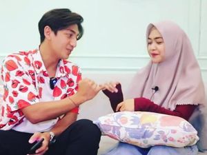 Kata Ria Ricis Dengar Nikita Mirzani Tak Suka Dia dan Harris Vriza Pacaran Kata Ria Ricis Dengar Nikita Mirzani Tak Suka Dia dan Harris Vriza Pacaran