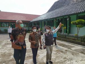 Pemkot Serang dan Cirebon Akan Sulap Sekolah Jadi Tempat Isolasi Corona Pemkot Serang dan Cirebon Akan Sulap Sekolah Jadi Tempat Isolasi Corona