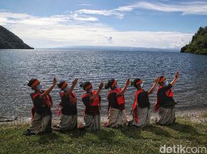 Danau Toba Masuk Daftar 10 Danau Paling Mengagumkan di Dunia Danau Toba Masuk Daftar 10 Danau Paling Mengagumkan di Dunia
