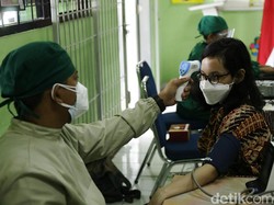 PPKM Darurat, Traveler Naik Kereta, Pesawat dan Bus Wajib Bawa Kartu Vaksinasi